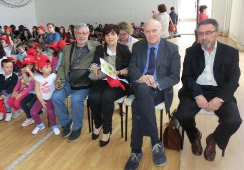 © 2013 - 6.6.2016_ Giuliano ad Anzi all'incontro sull'alimentazione
