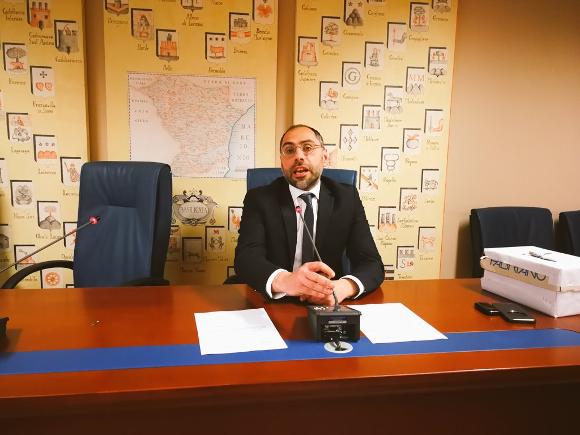 &copy; 2013 - 18.04.2018_Piero Lacorazza presidente prima commissione