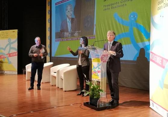 &copy; 2013 - Il Presidente Santarsiero interviene alla Giornata internazionale della disabilità