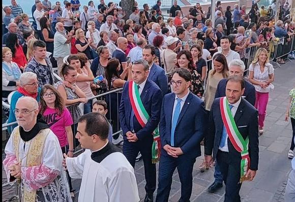 &copy; 2013 - Il presidente Cicala alla processione della Madonna di Viggiano